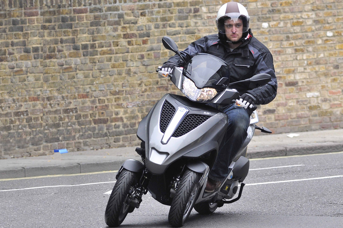 Piaggio MP3 Yourban 300 LT