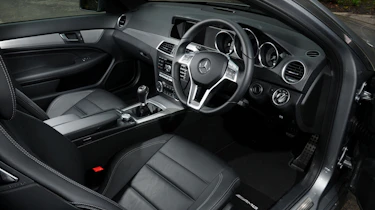 Mercedes C180 Coupe dash