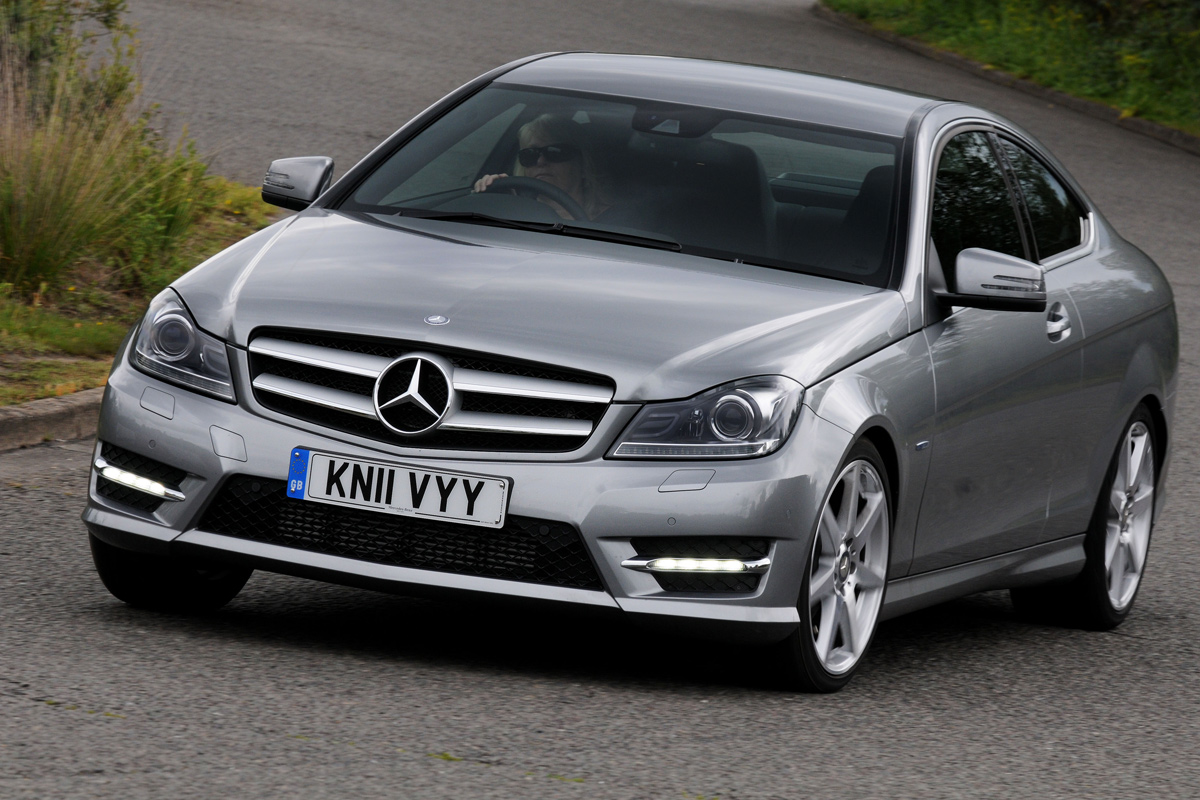 Mercedes C180 Coupe front three-quarters