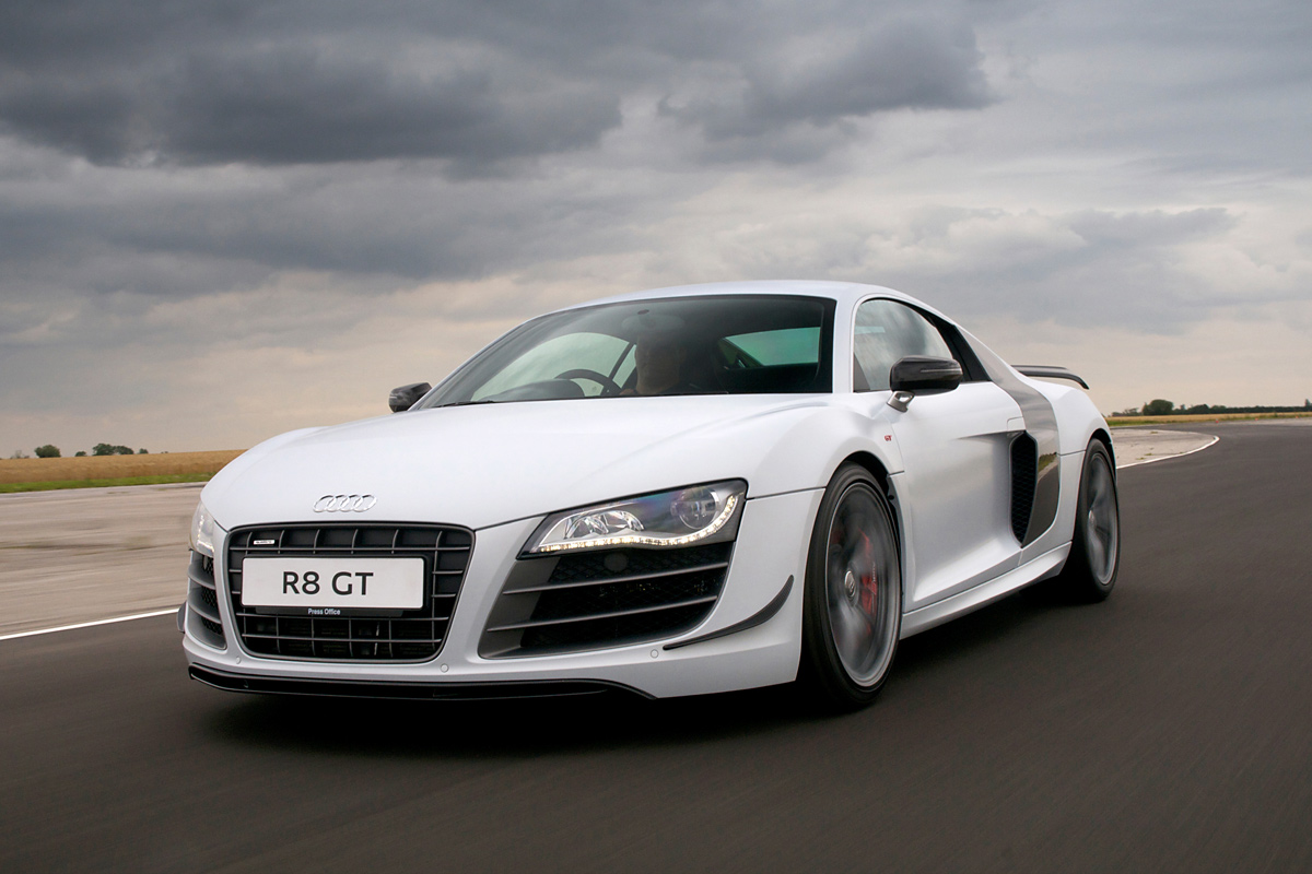 Audi R8 GT front tracking