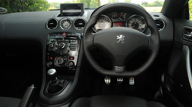 Peugeot RCZ Asphalt dash