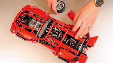 Lego Technic V8 Supercar