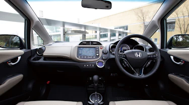 Honda Jazz Shuttle dash