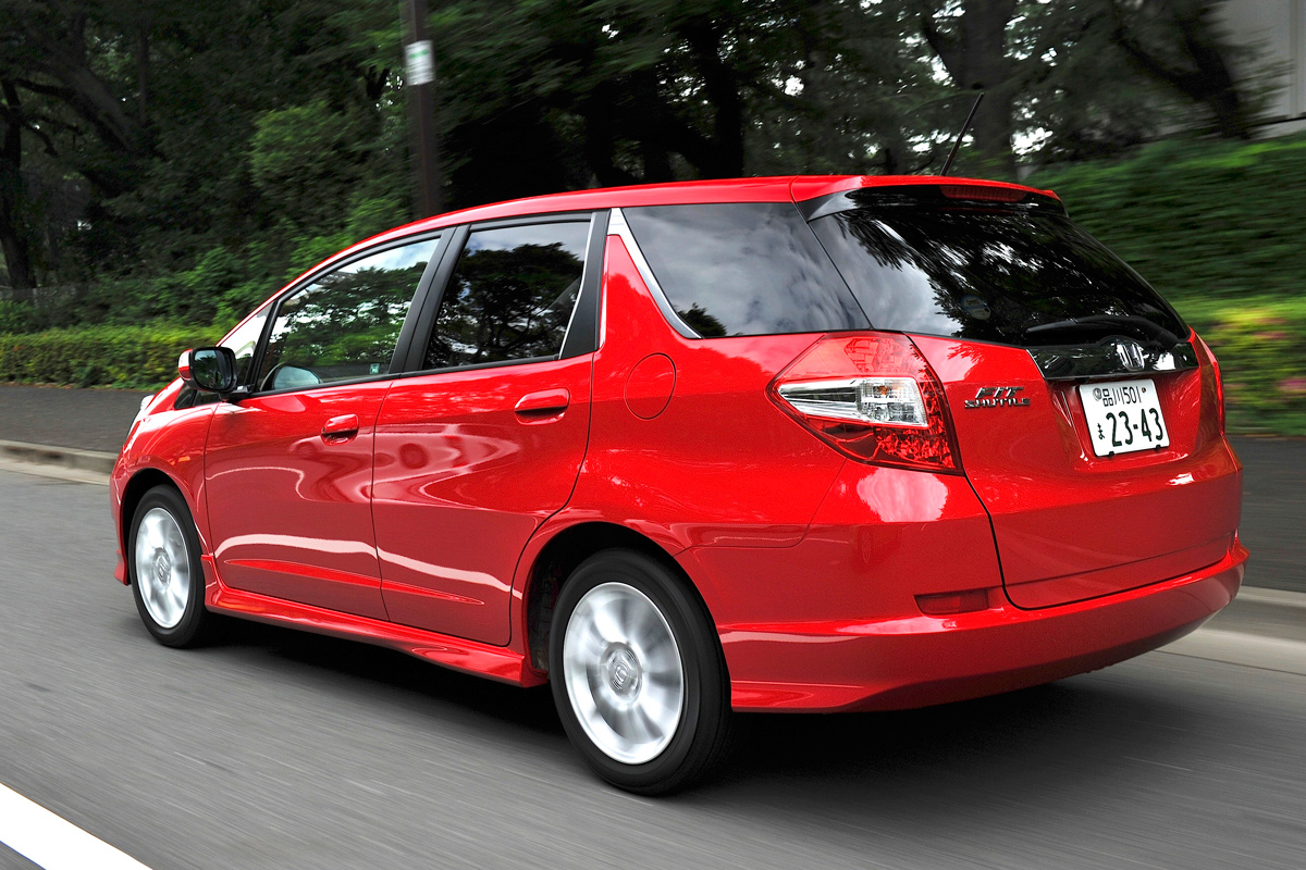 Honda Jazz Shuttle rear tracking