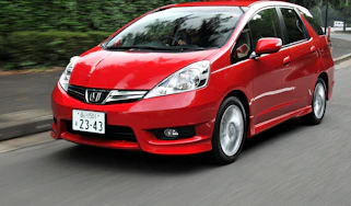 Honda Jazz Shuttle front tracking