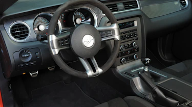 Boss Mustang dash