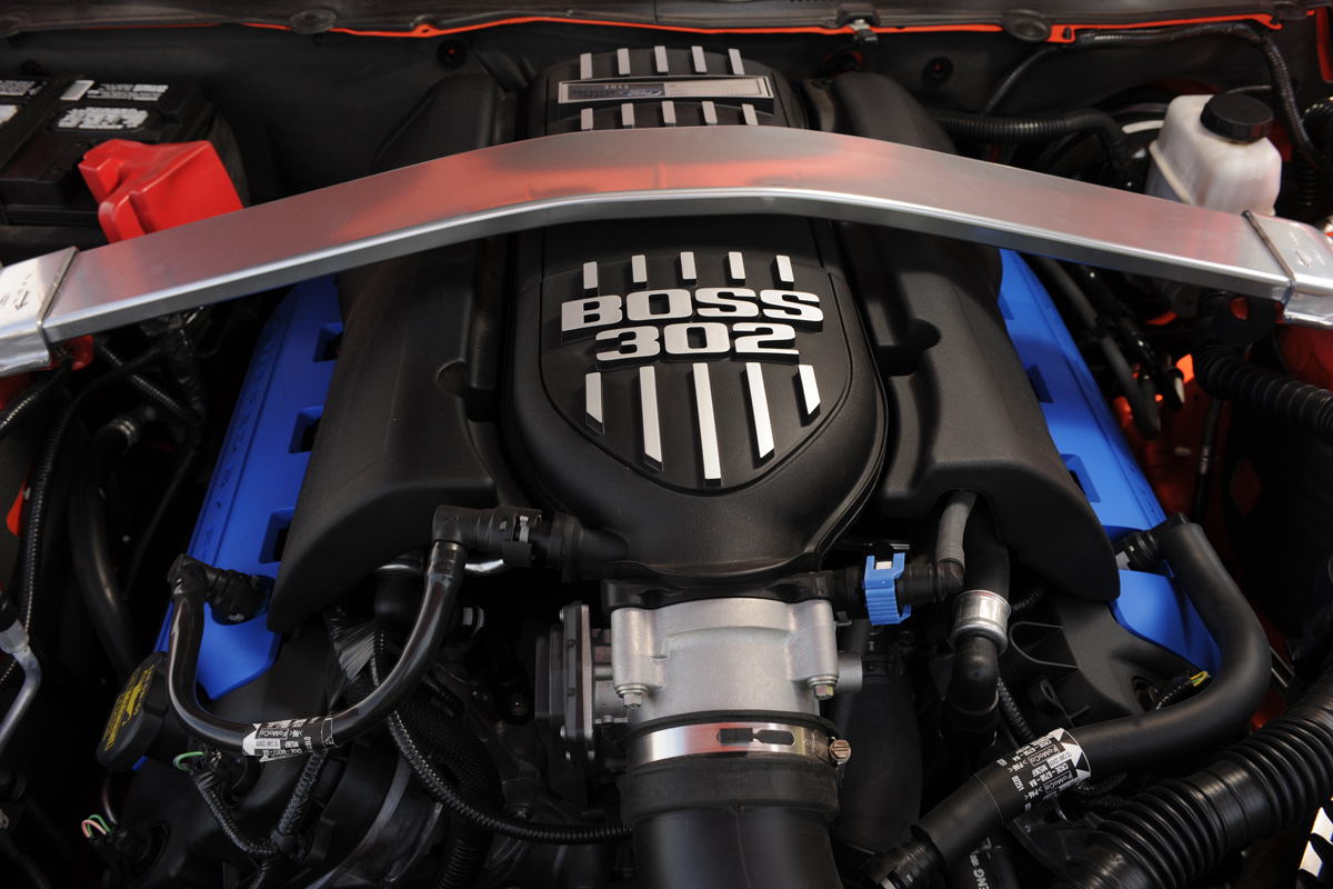 Boss Mustang engine