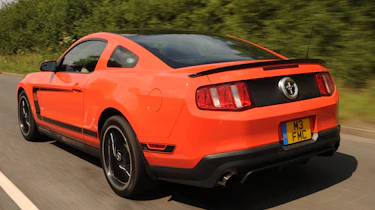 Boss Mustang rear tracking