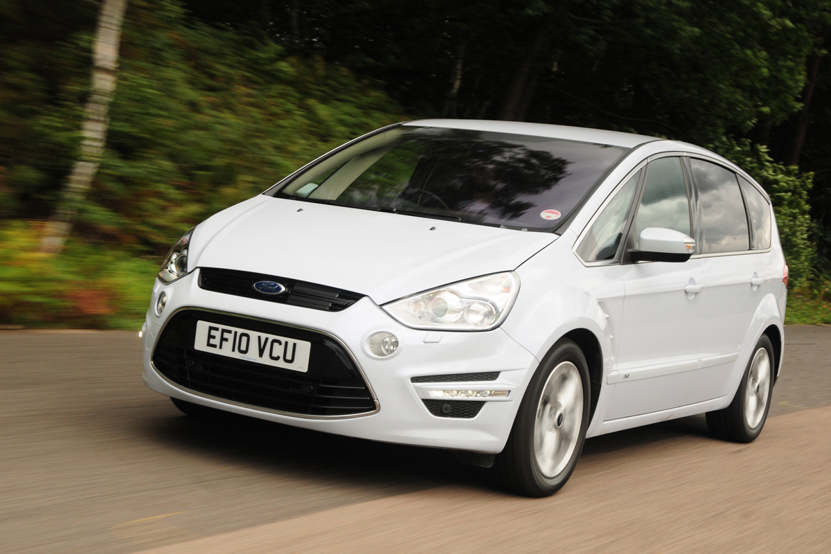 Ford S-MAX front tracking