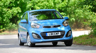 Kia Picanto front cornering