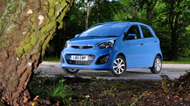 Kia Picanto front three-quarters