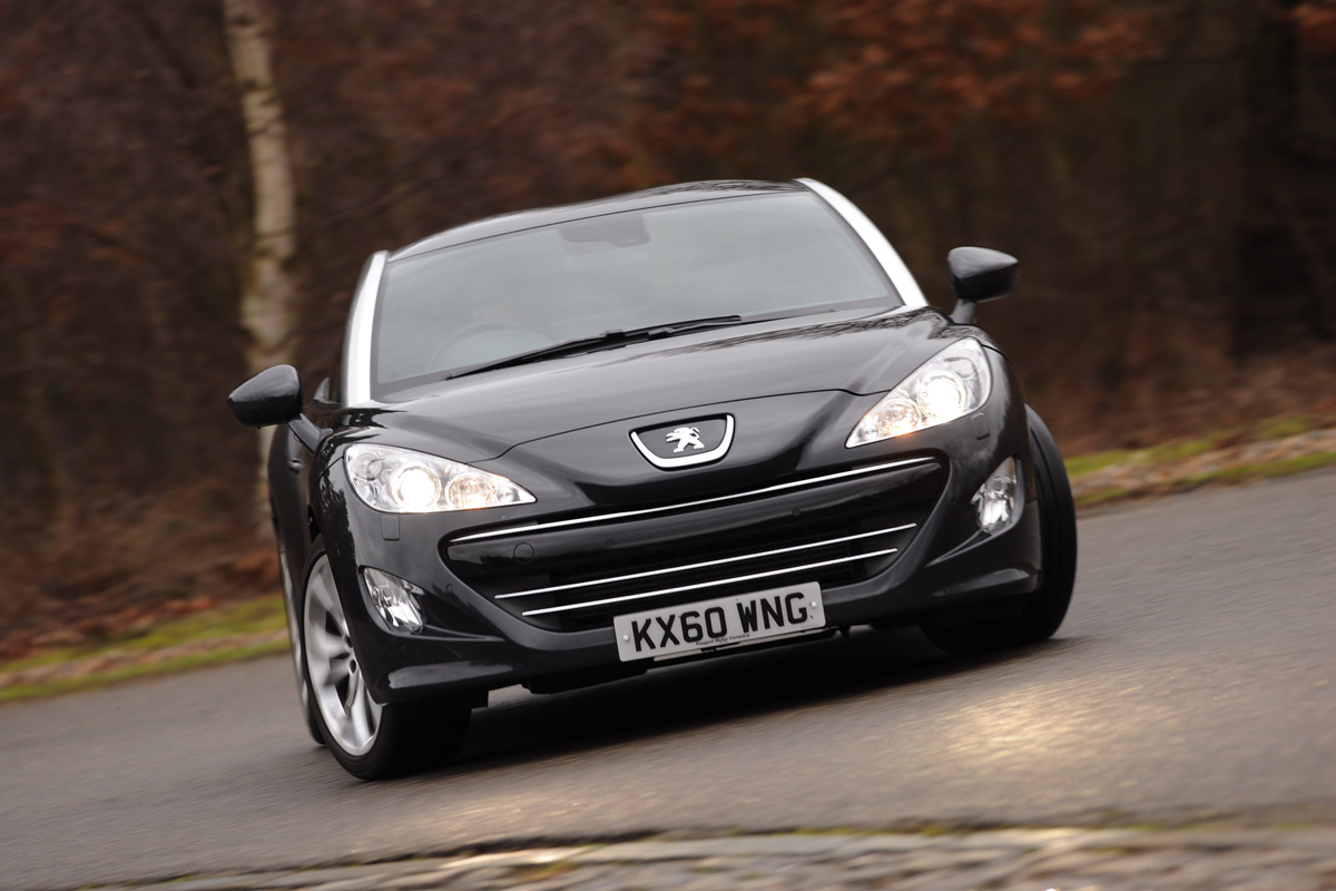 Peugeot RCZ front cornering