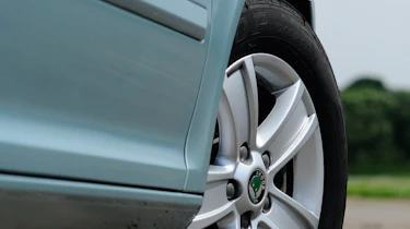 Skoda Octavia SE 2.0 TDI CR 140 wheel