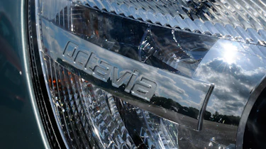 Skoda Octavia SE 2.0 TDI CR 140 badge