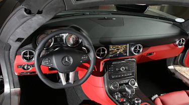 Mercedes SLS AMG Roadster dash