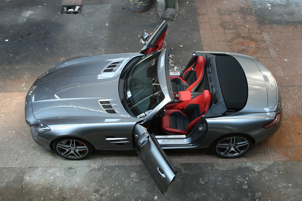 Mercedes SLS AMG Roadster