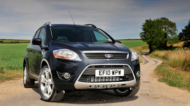 Ford Kuga front three-quarters