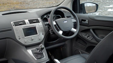 Ford Kuga dash