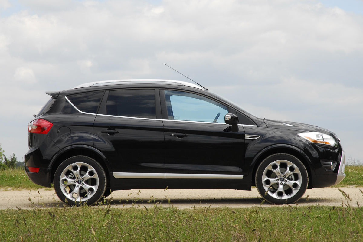Ford Kuga profile