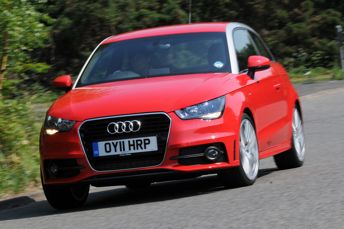 Audi A1 front cornering
