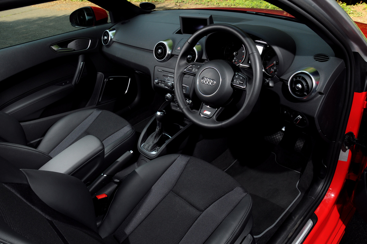 Audi A1 dash