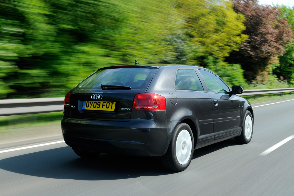 Audi A3 rear tracking