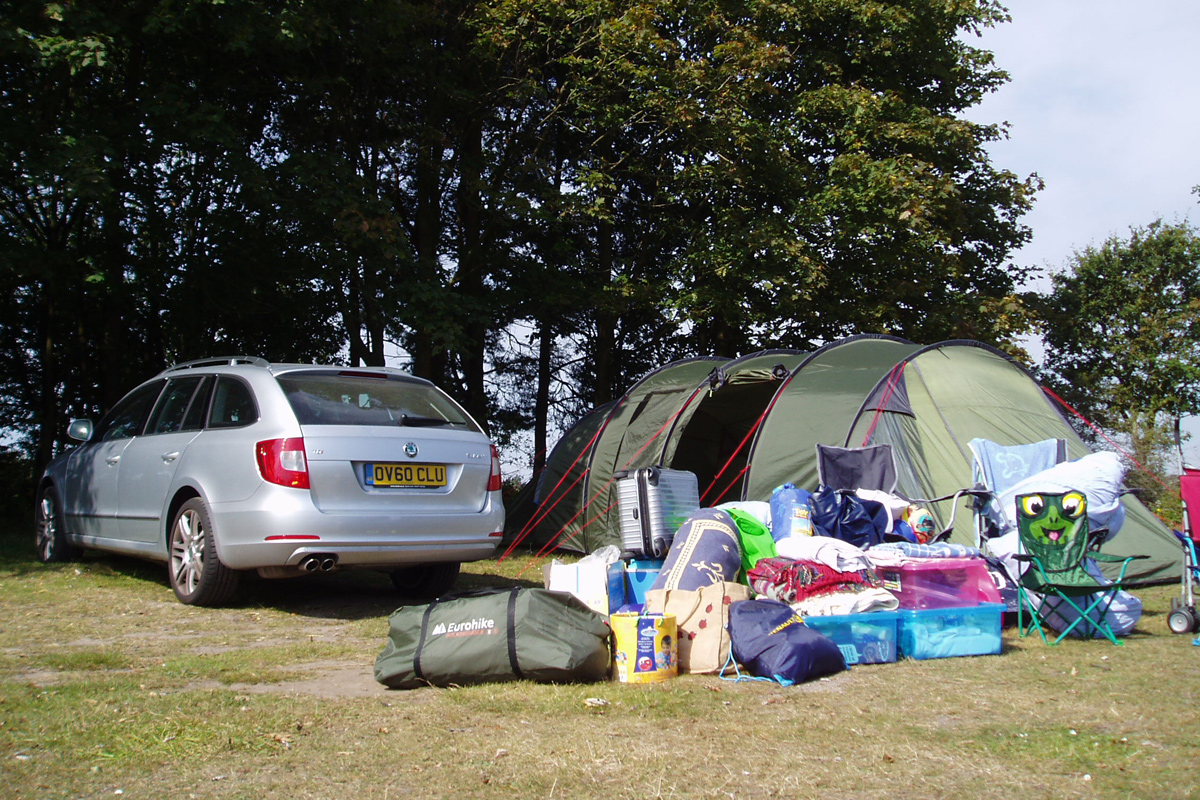 Skoda Superb Estate camping