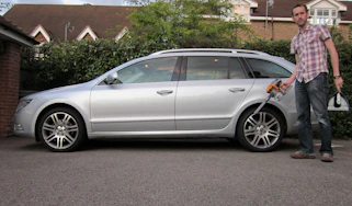 Skoda Superb Estate header