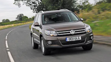 Volkswagen Tiguan front