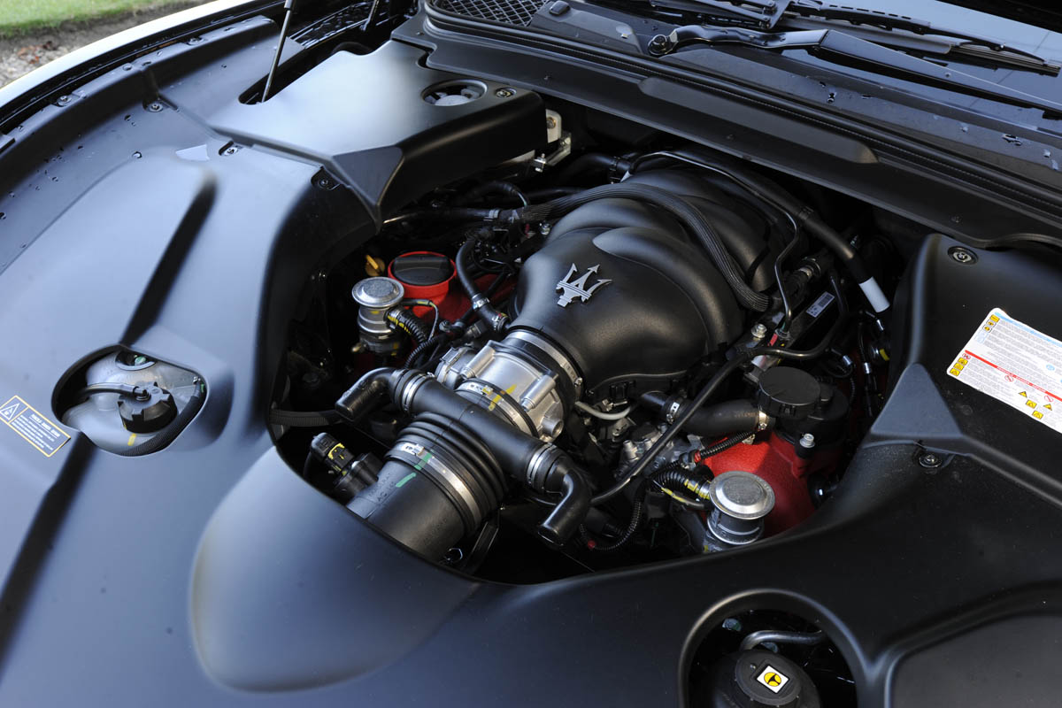 Maserati GranTurismo MC Stradale engine