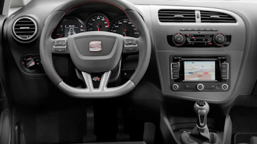 SEAT Leon FR dash