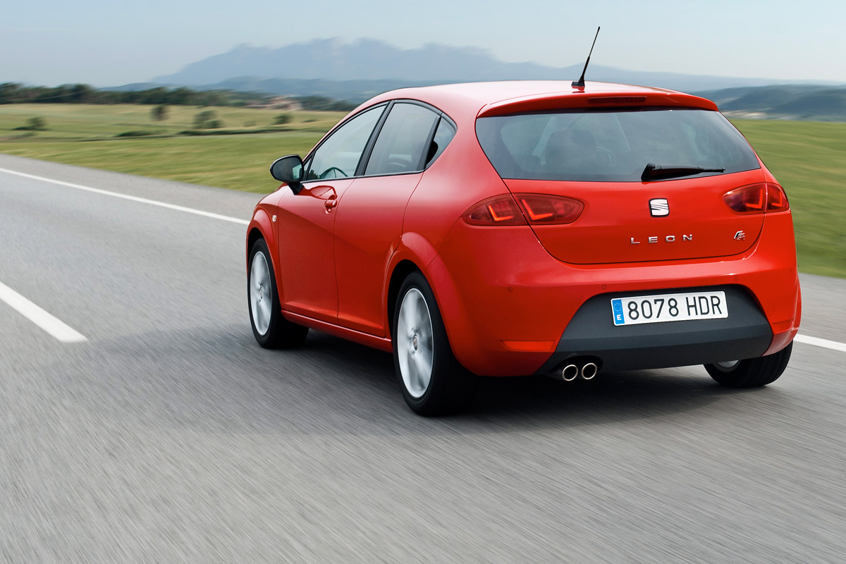 SEAT Leon FR rear tracking