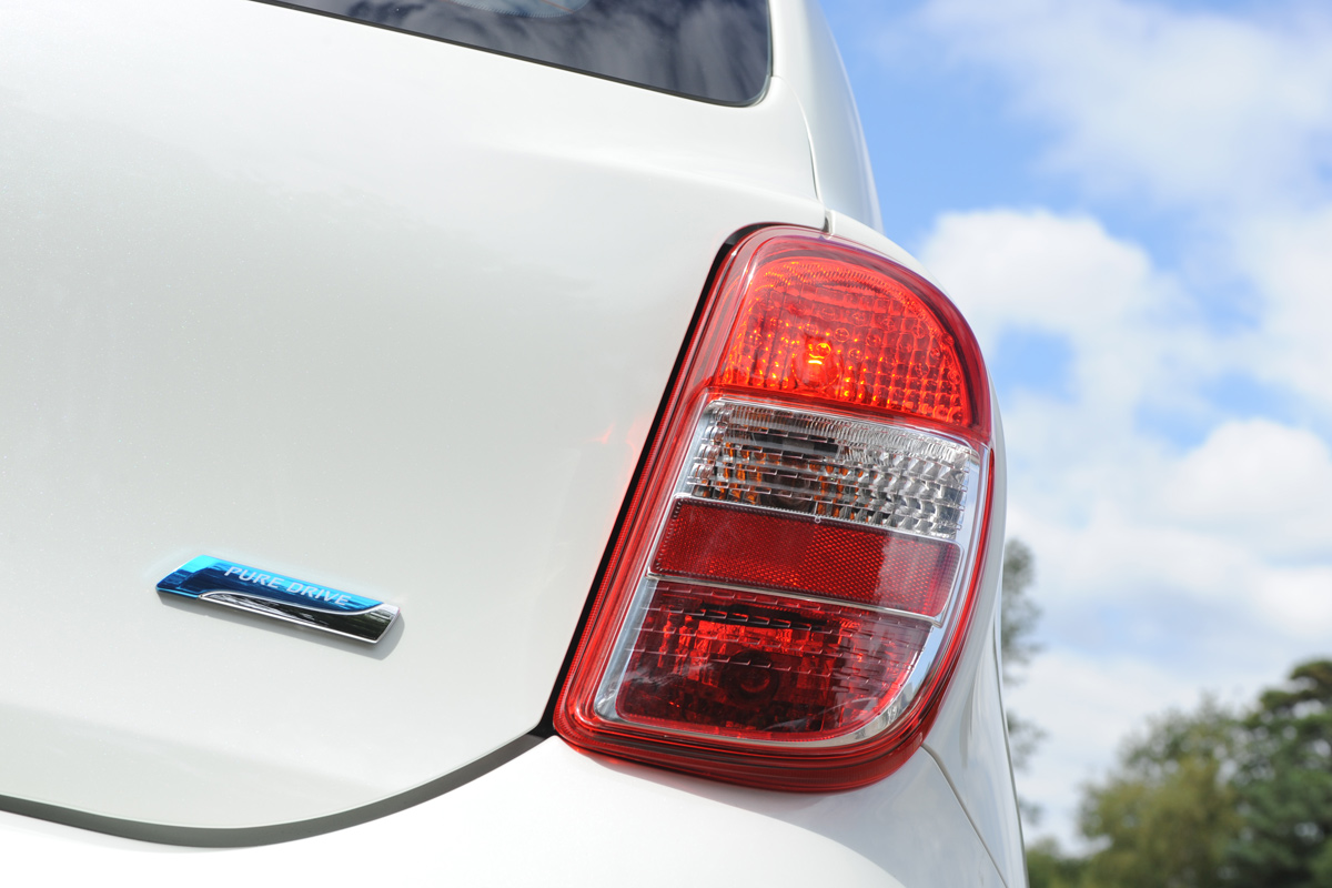Nissan Micra 1.2 DIG-S Tekna badge