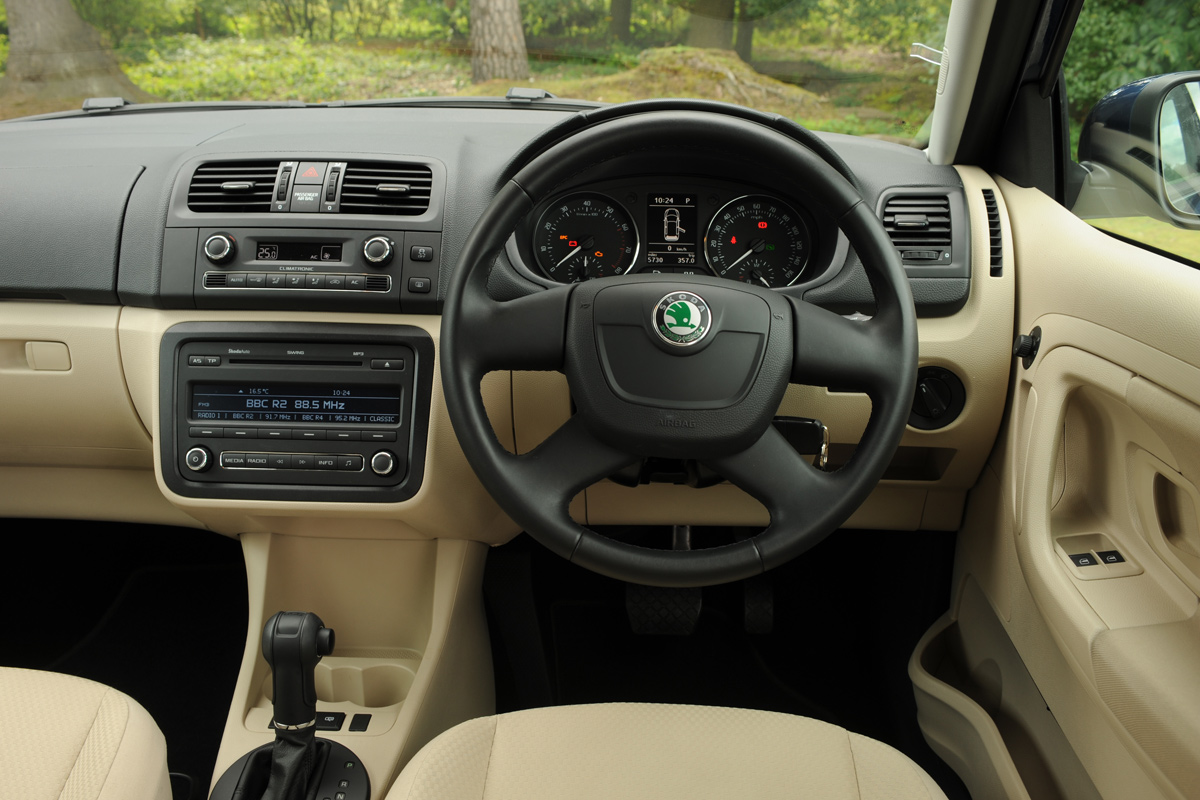 Skoda Fabia 1.2 TSI Elegance dash
