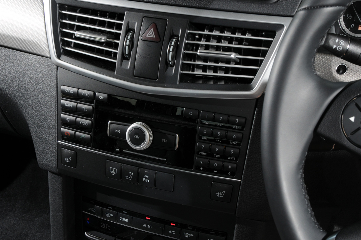 Mercedes E220 CDI SE detail