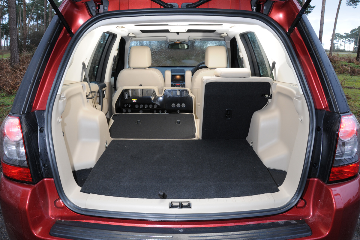 Land Rover Freelander 2 boot