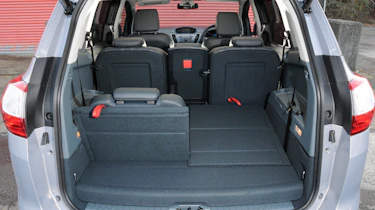 Ford Grand C-MAX boot