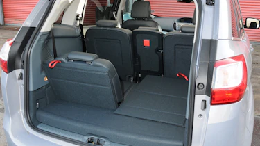 Ford Grand C-MAX boot