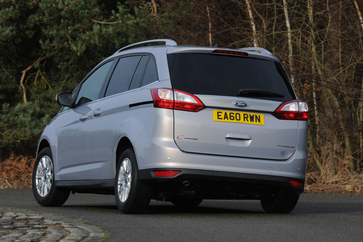 Ford Grand C-MAX rear cornering