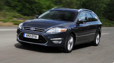 Ford Mondeo Estate front tracking