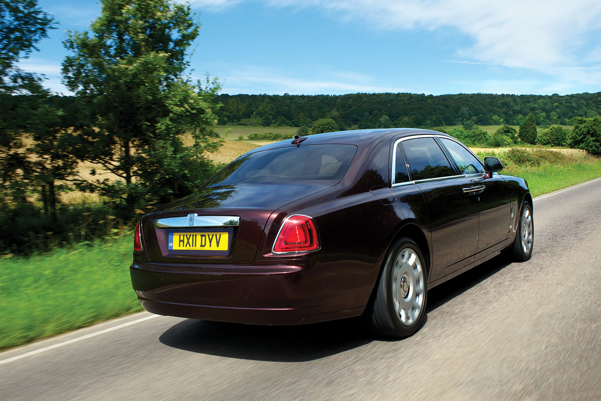 Rolls-Royce Ghost EWB rear tracking