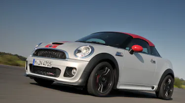 MINI John Cooper Works Coupé