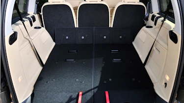 Ford Galaxy boot
