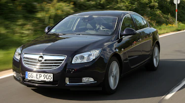 Vauxhall Insignia front tracking