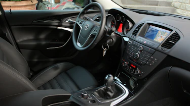 Vauxhall Insignia dash