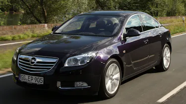Vauxhall Insignia front tracking