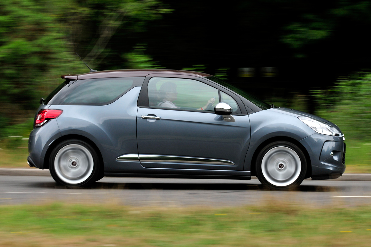 Citroen DS3 panning