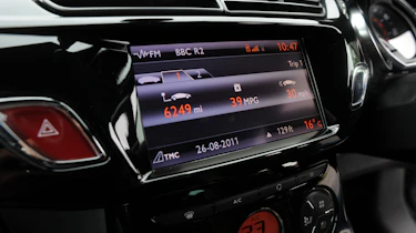 Citroen DS3 centre console