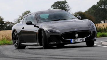Maserati GranTurismo MC Stradale front tracking