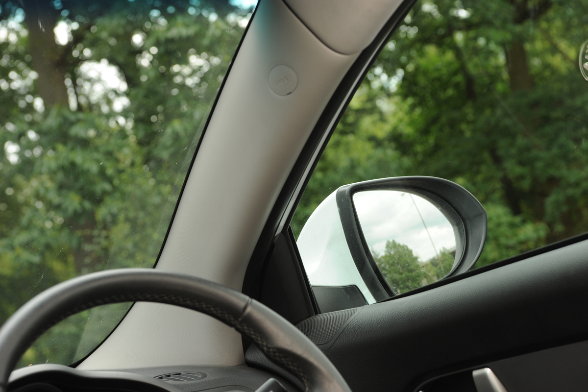 Kia Sportage A pillar